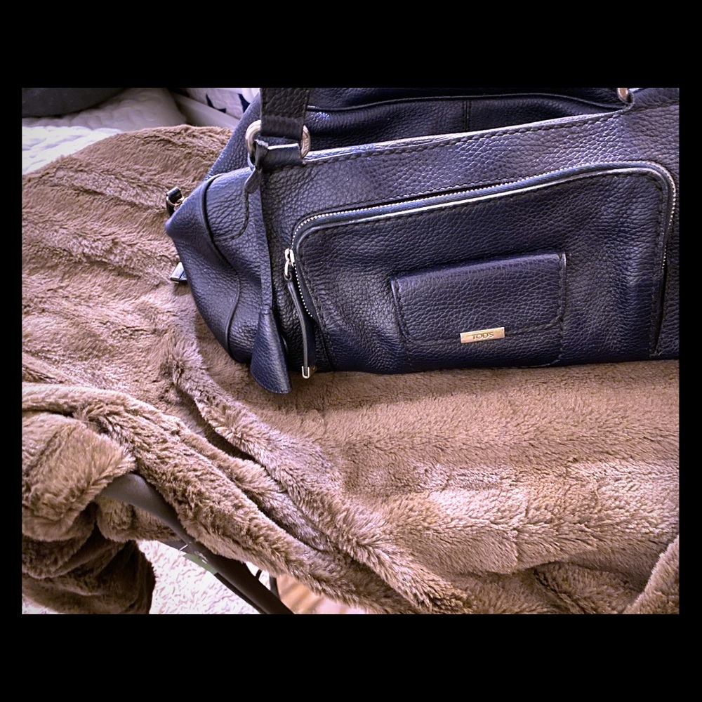Tod's Navy blue pebbled leather handbag